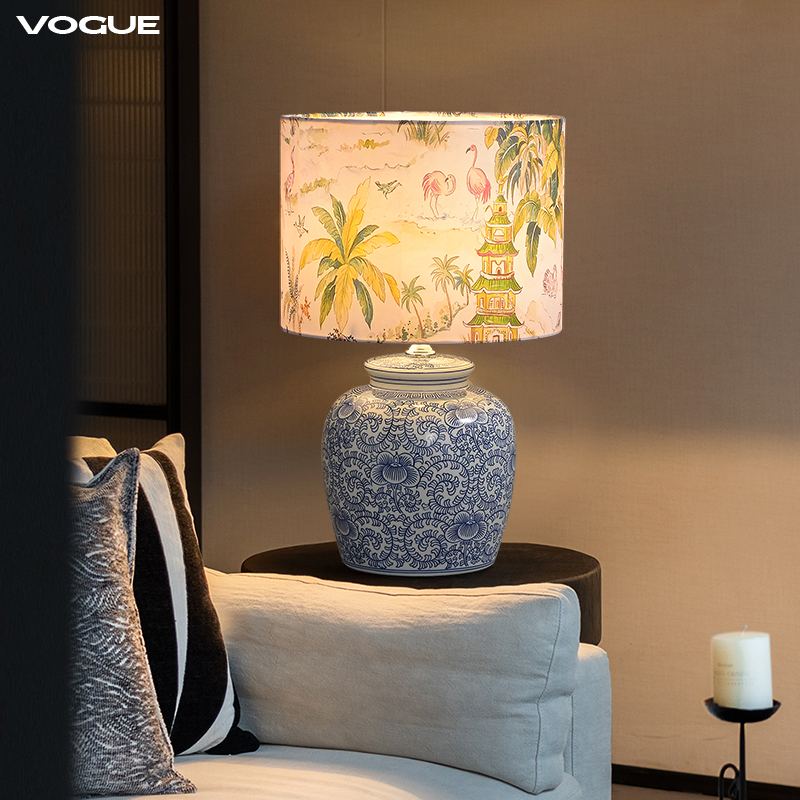 青瓷 产品实拍图2（渥古 VOGUE LIGHTING 新中式灯具）